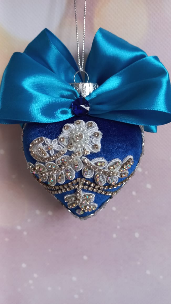 Новогодняя игрушка